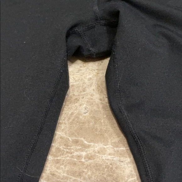 Fabletics Mid-Rise Mesh Powerhold Legging Medium - Picture 6 of 15